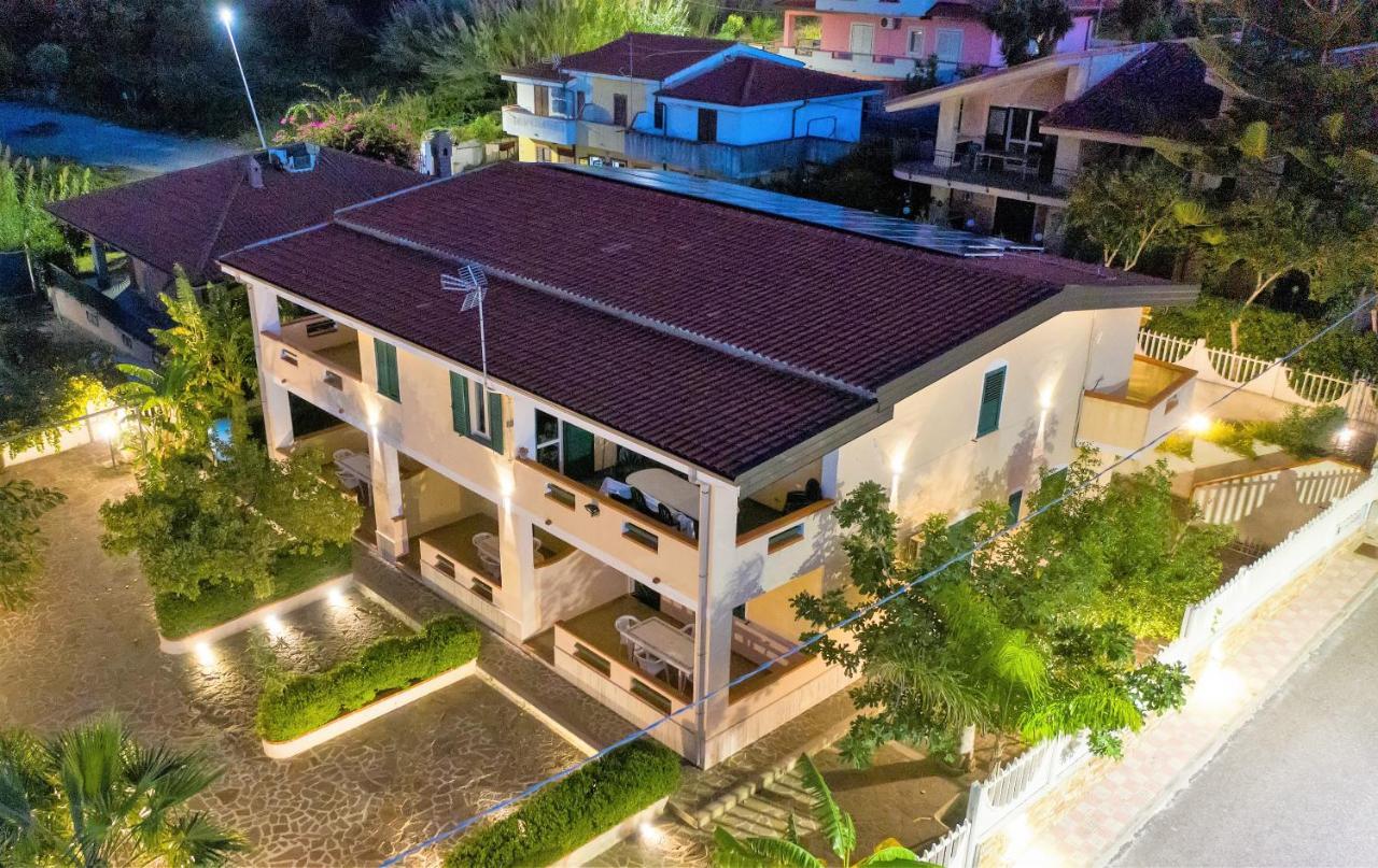 Villa Paglianiti - Your Family Residence! Briatico Exterior foto